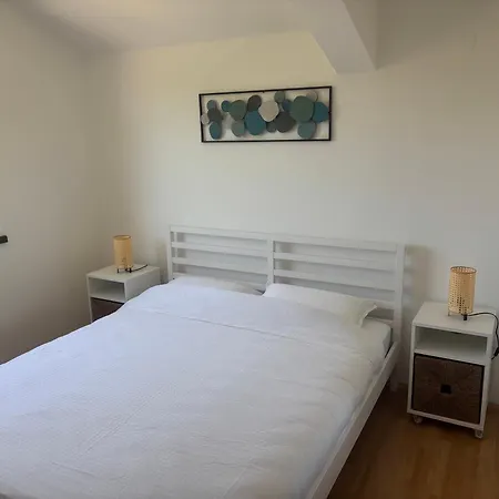 Domattina Vlasici, Pag