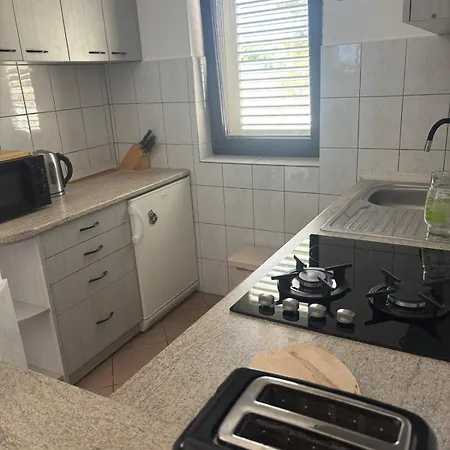 Domattina Vlasici, Pag * Vlašići