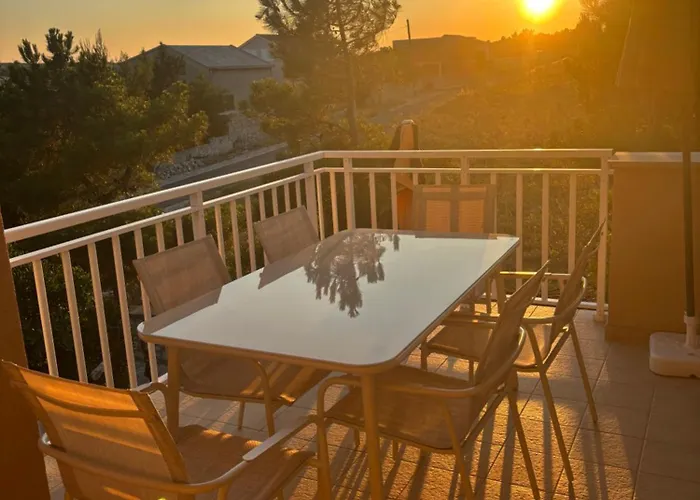 Domattina Vlasici, Pag