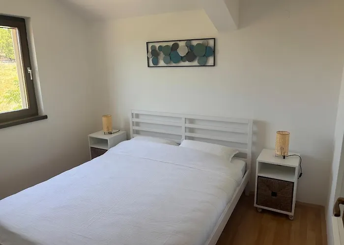 Domattina Vlasici, Pag * Vlašići